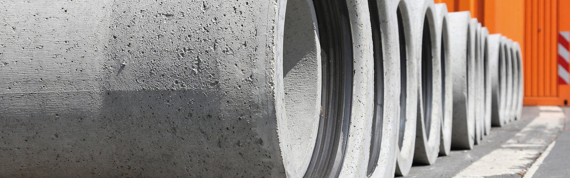 Schachtrohre aus Beton für den Tiefbau