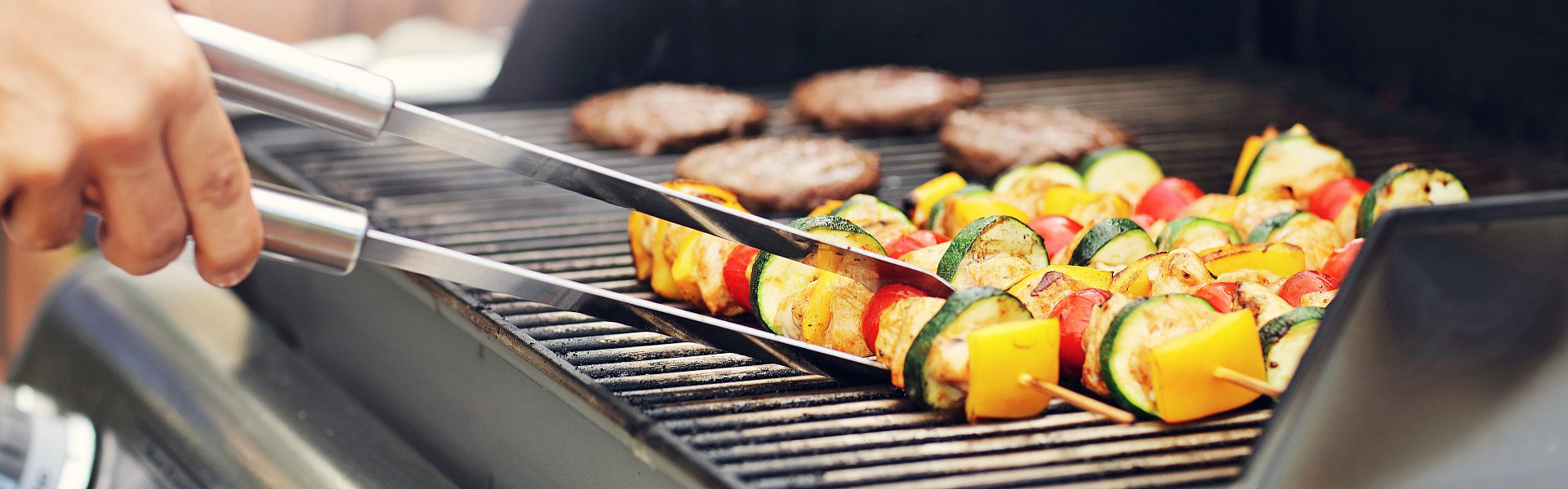 Spieße am Grill
