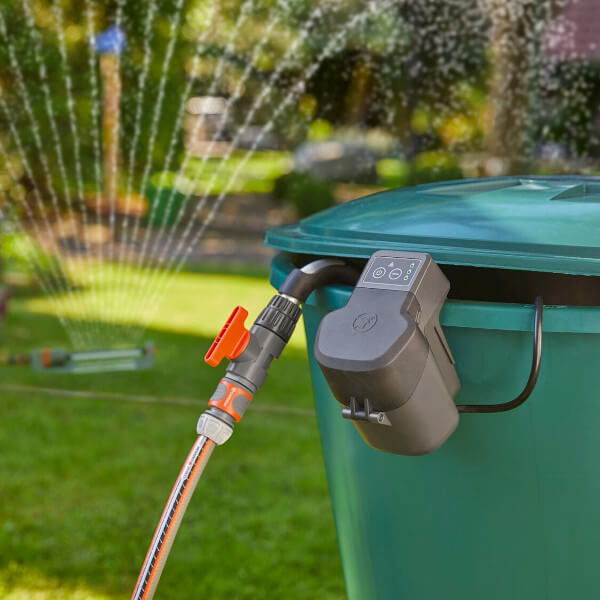 Akku-Regenfasspumpe von Gardena